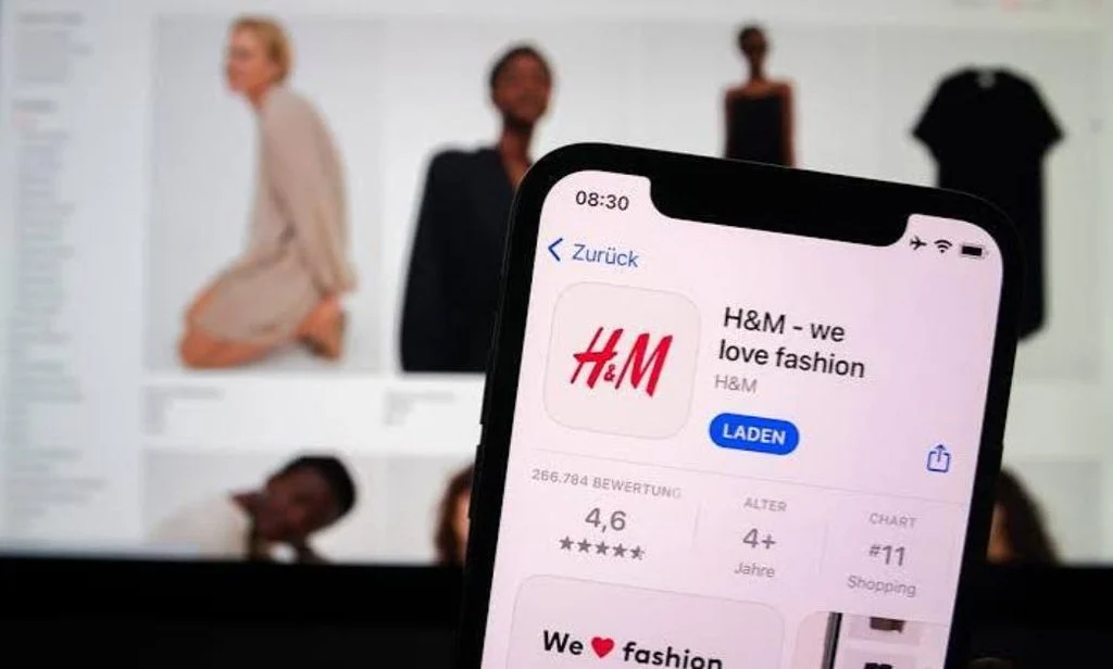 What Does HM Mean in Text & Chat
